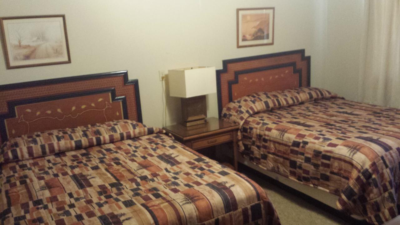 Badlands Hotel & Campground Interior Экстерьер фото