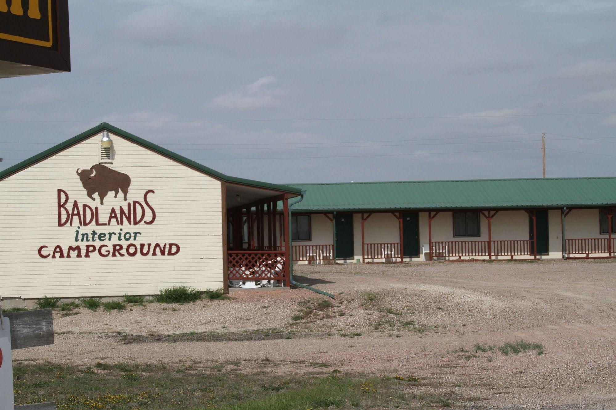 Badlands Hotel & Campground Interior Экстерьер фото