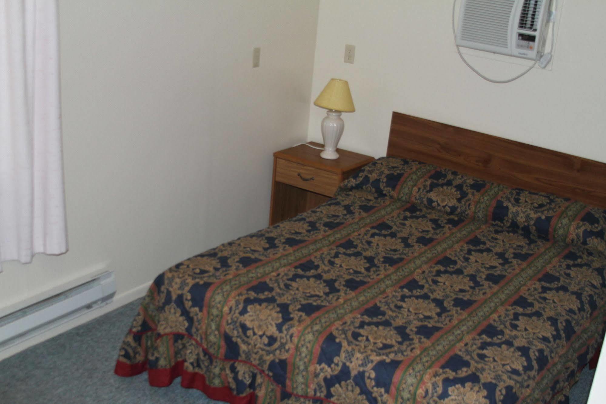 Badlands Hotel & Campground Interior Экстерьер фото